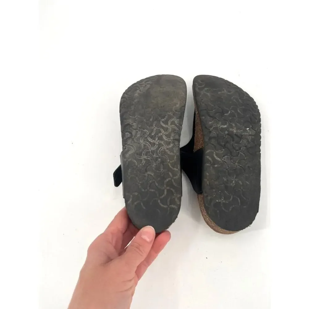 Girl's Silver Gizeh Birkenstock Sandals